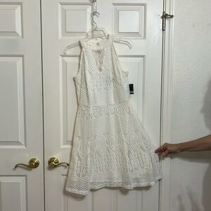 NWT GABBY SKYE WHITE DRESS